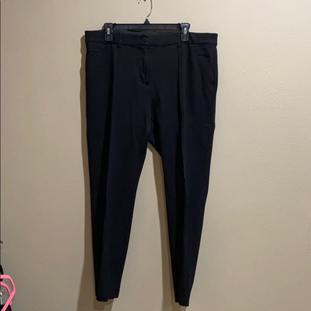 Chico’s So Slimming Stretchy Black Pants size 2.5